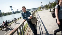 Pracovný príbeh: Firma nás vrátila z obývačiek do open space – a mne sa zrútil rytmus života