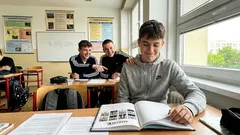 Keď som otvoril našu ročenku, zistil som, že zo mňa spravili niekoho iného